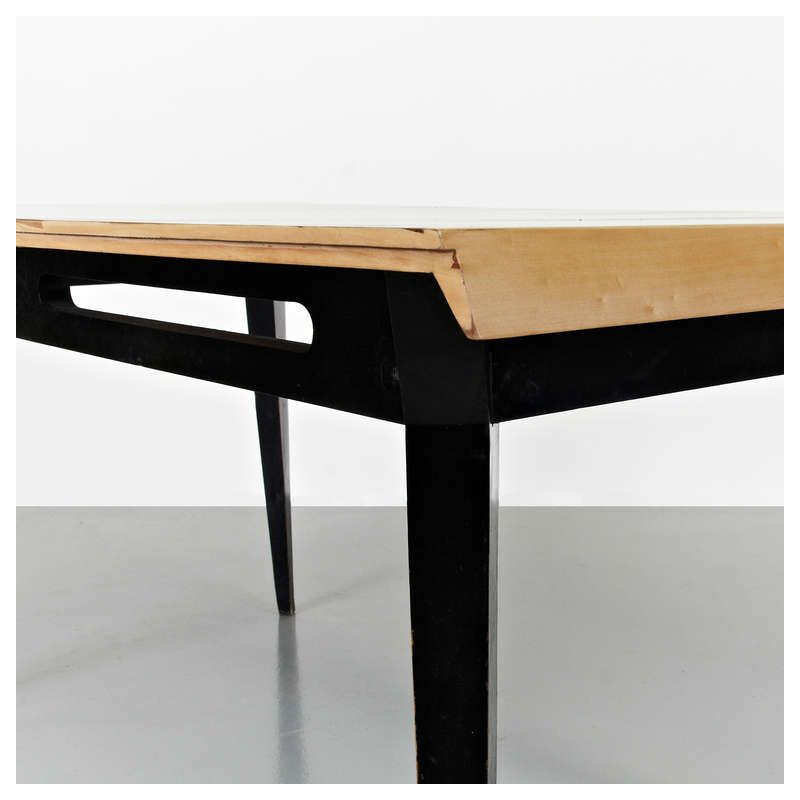 Vintage dining table by Robin Day for Hille