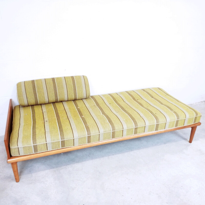 Vintage daybed in teak Danish, 1960