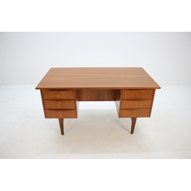 Vintage Writing Desk in Teak Danish 1960s 