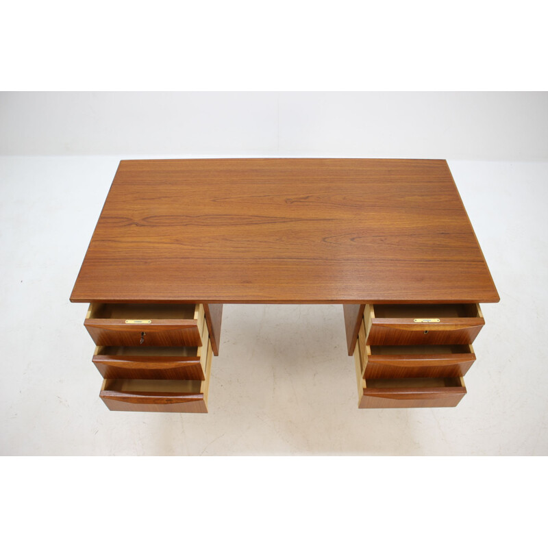 Vintage Writing Desk in Teak Danish 1960s 