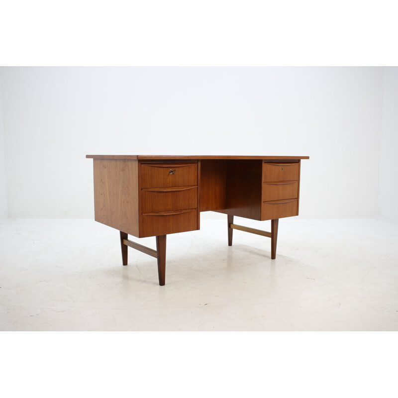 Vintage Writing Desk in Teak Danish 1960s 