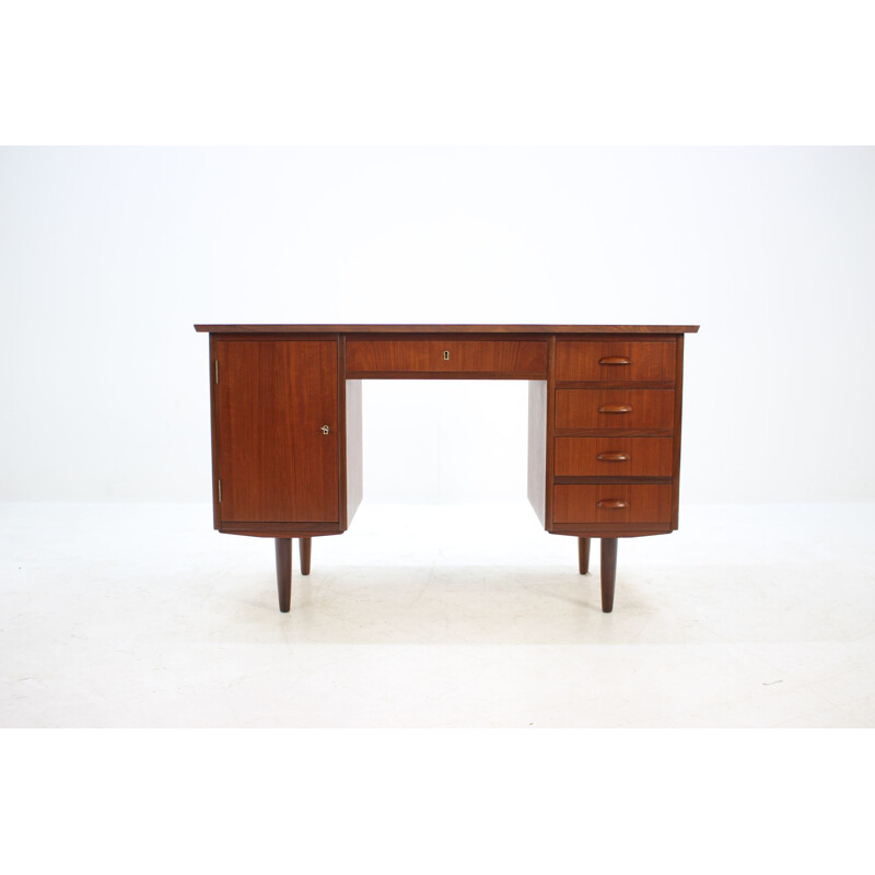 Vintage Writing Desk in Teak Danish 1960s 