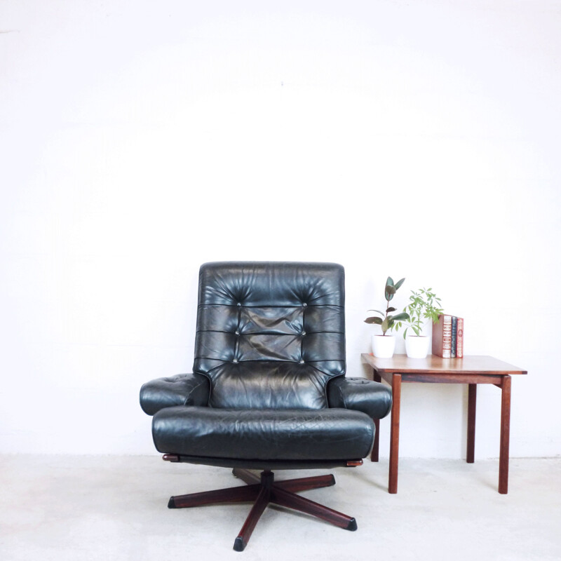 Vintage armchair by Gote-Mobel in leather, Sweden 1970