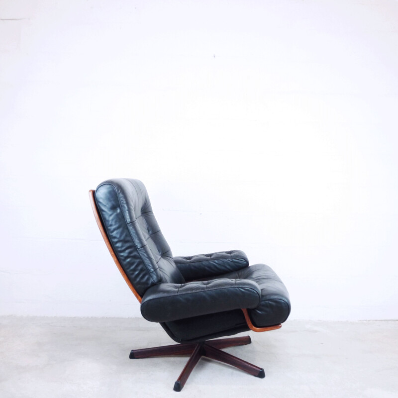 Vintage armchair by Gote-Mobel in leather, Sweden 1970