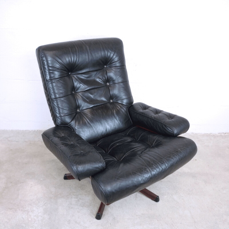 Vintage armchair by Gote-Mobel in leather, Sweden 1970