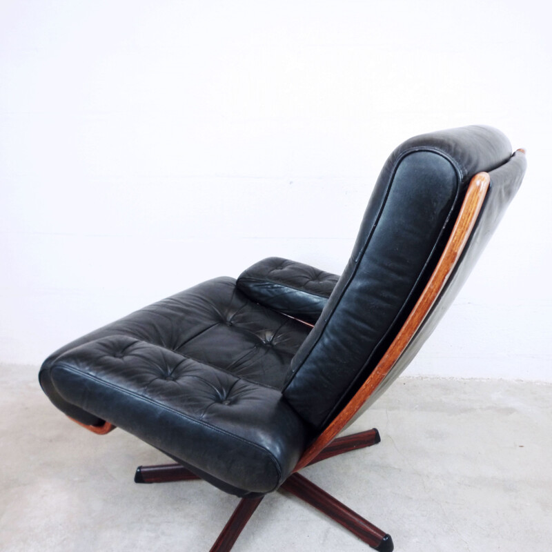 Vintage armchair by Gote-Mobel in leather, Sweden 1970