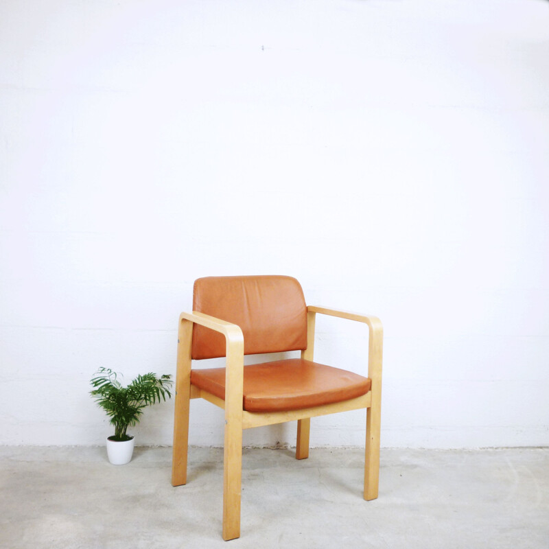 Bruine leren en beuken vintage fauteuil, Zweeds 1990