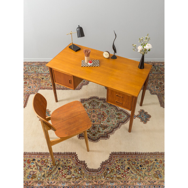 Vintage Scandinavian desk in teak from the 60s