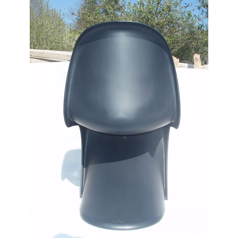 Set of 6 vintage black chairs for Vitra in polycarbonate