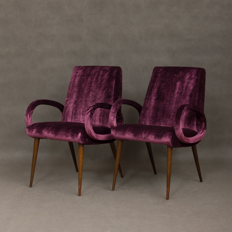 Pair of vintage Italian chairs in velvet