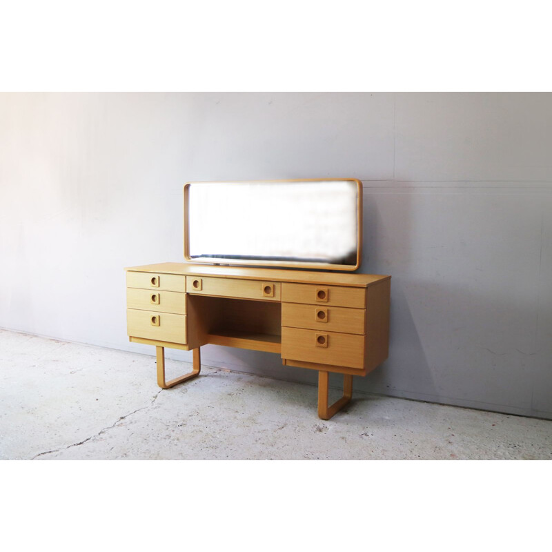 Vintage dressing table by Meredrew 1970s
