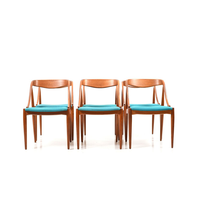 Set of 6 vintage dining chairs in teak by Johannes Andersen, model 16,1950