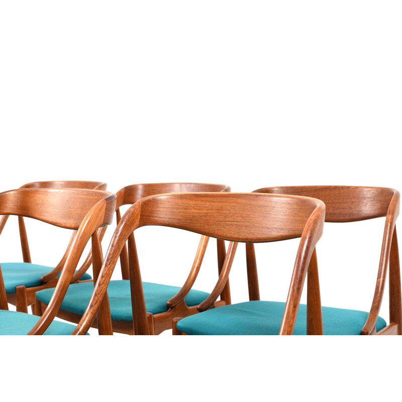 Set of 6 vintage dining chairs in teak by Johannes Andersen, model 16,1950