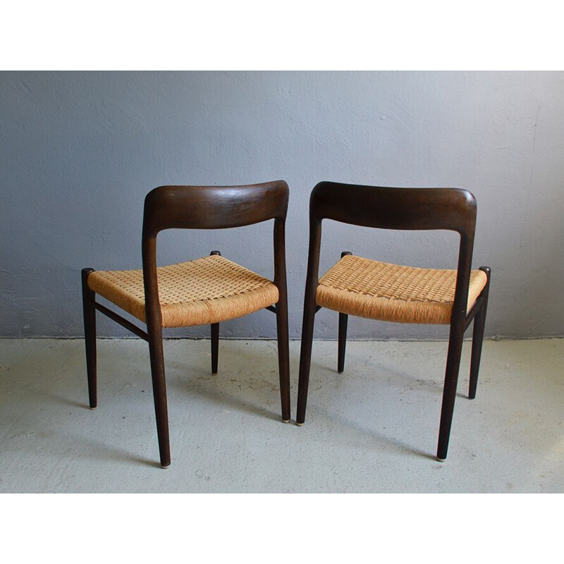 Suite de 4 chaises à repas vintage en chêne par Niels Moller, modèle 75,1960