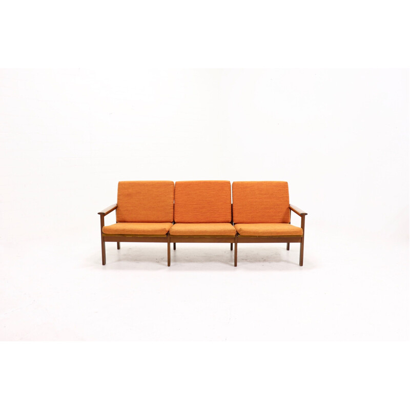 Vintage-Sofa Capella für Eilersen in orangefarbenem Stoff und Teakholz 1960
