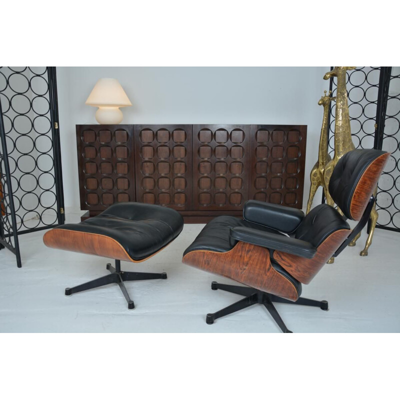 Fauteuil Lounge chair et son ottoman par Charles & Ray Eames pour Herman Miller