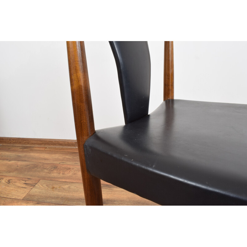 Vintage danish teak chair in black leather and teak 1960