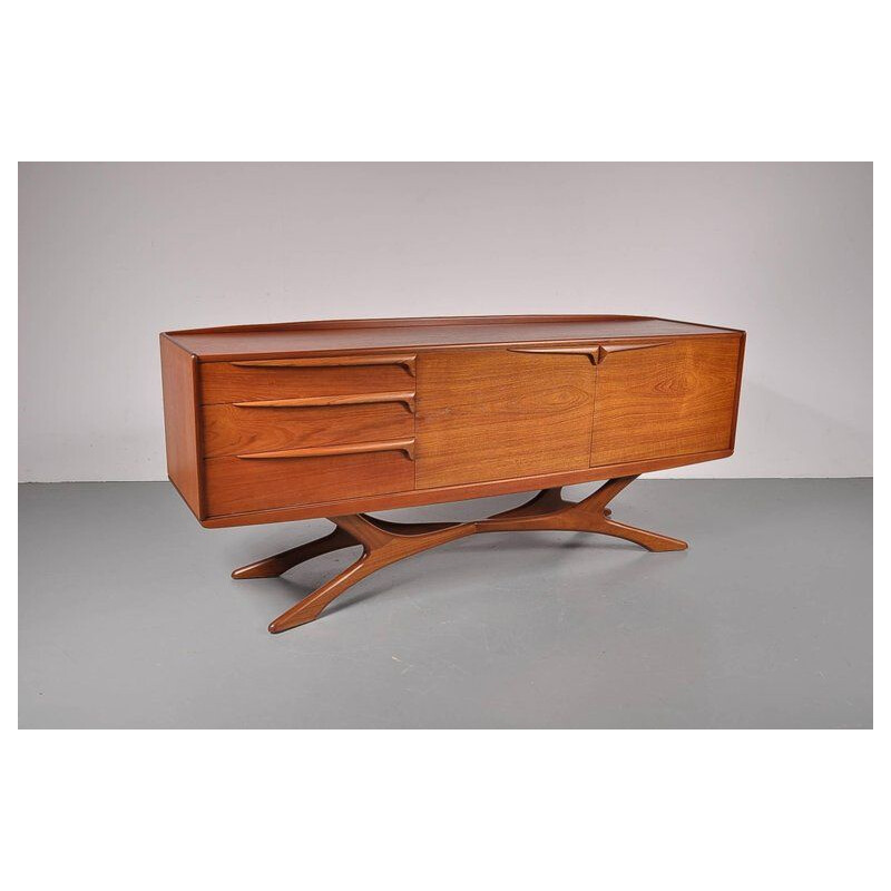 Vintage scottish sideboard for Beithcraft in teak 1960