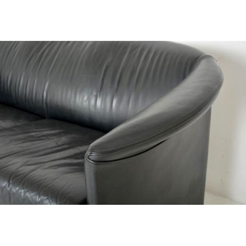 Vintage italien Aura sofa for Wittmann in black leather 1960