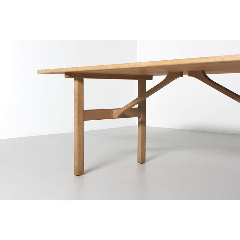 Vintage 6284 table for Fredericia in solid oakwood 1950