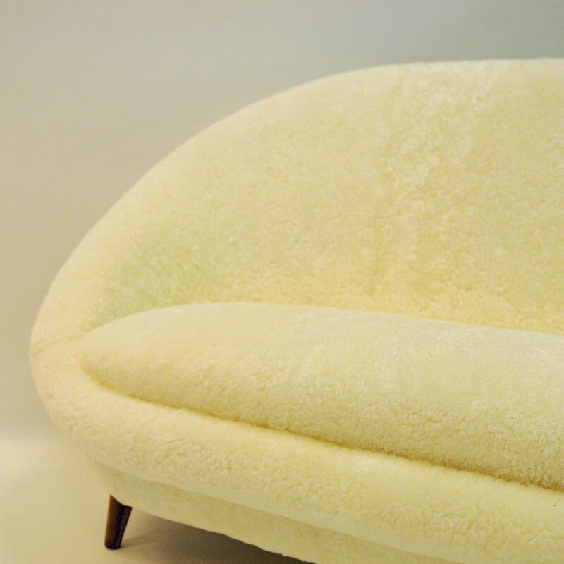 Vintage Florida sofa in sheepskin by Vatne Lenestolfabrikk, 1950s