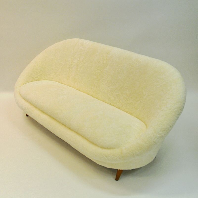 Vintage Florida sofa in sheepskin by Vatne Lenestolfabrikk, 1950s