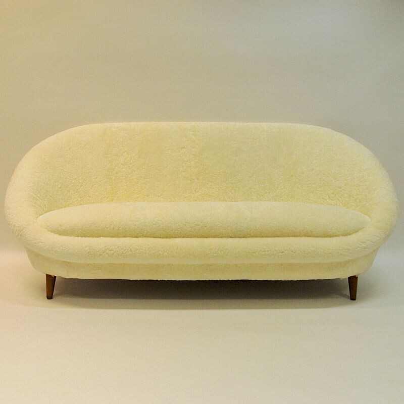 Vintage Florida sofa in sheepskin by Vatne Lenestolfabrikk, 1950s