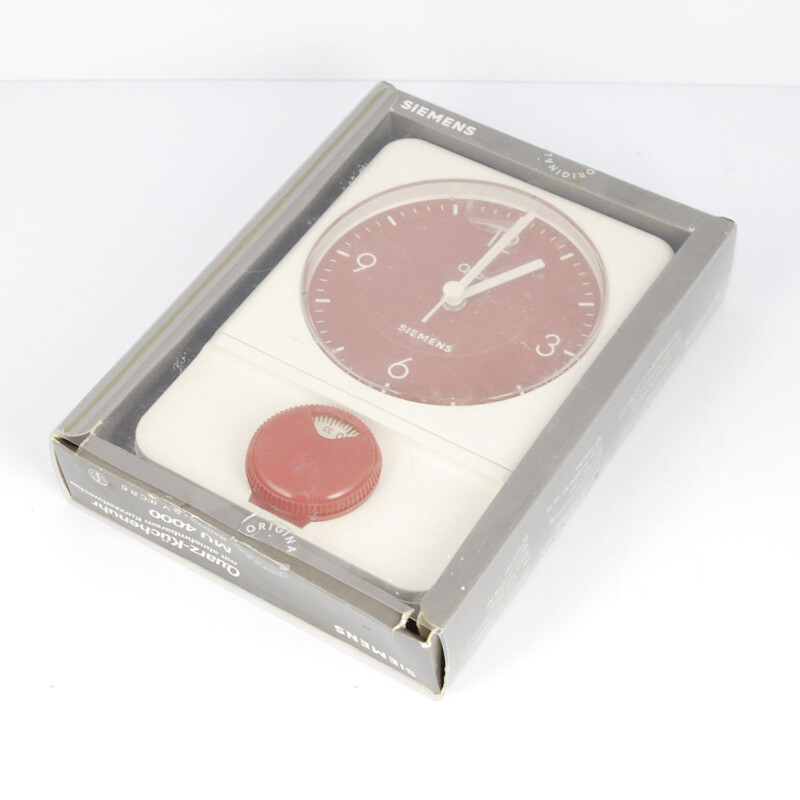 Vintage Siemens MU 4000 kitchen red clock, 90s.