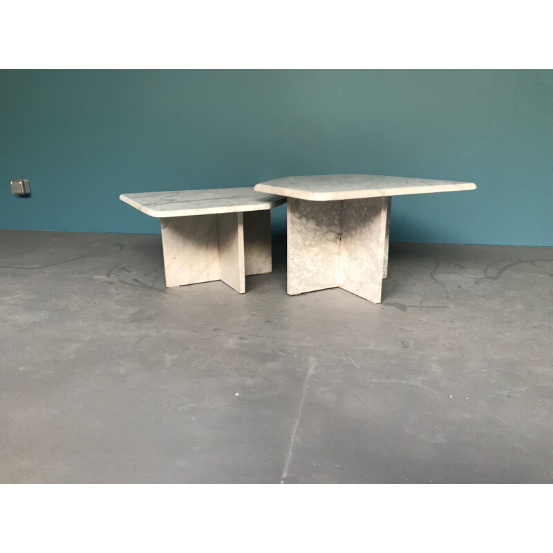 Pair of vintage italian coffee tables in white travertine 1960
