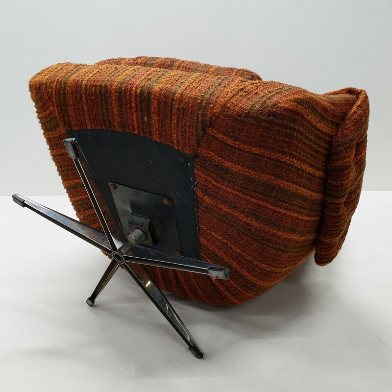 Vintage Lounge Chair Retro Swivel Egg, 1970s