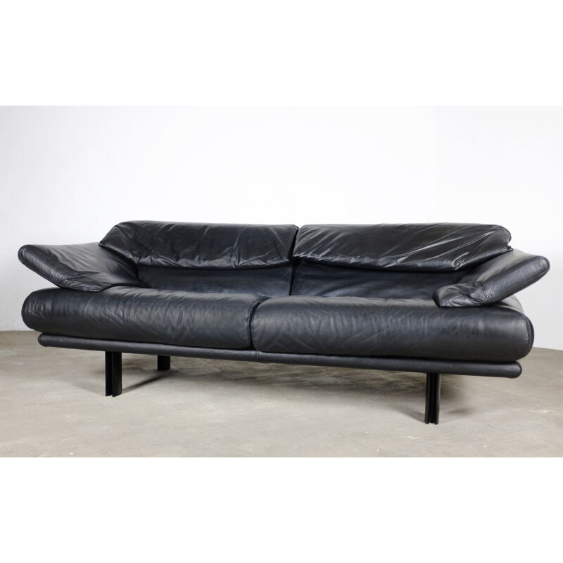 Vintage sofa in leather by Paolo Piva for B&B Italia 