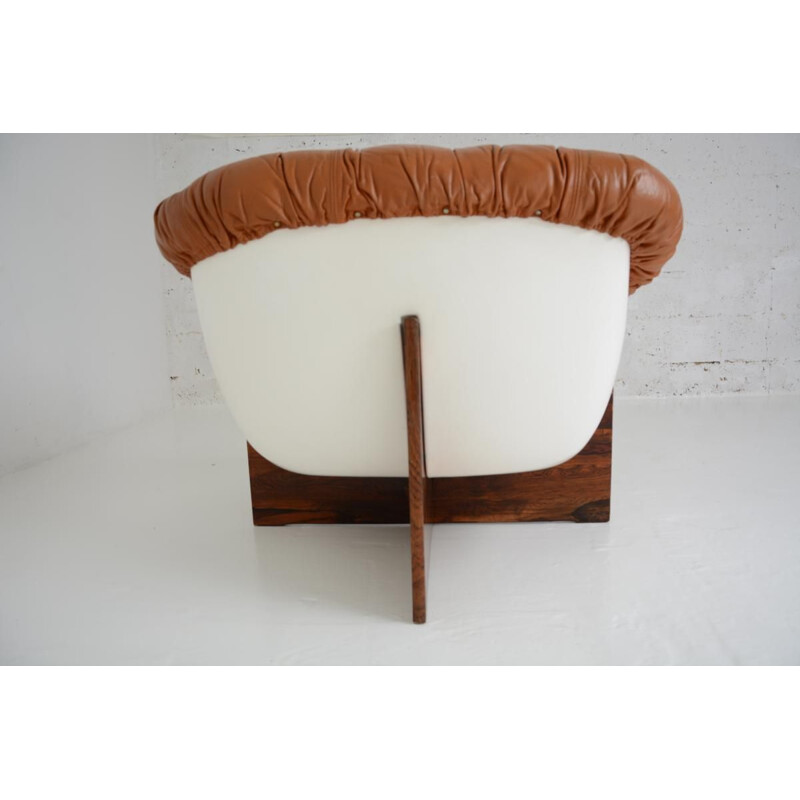 Vintage armchair in rosewood and leather by Percival Lafer, Brazil