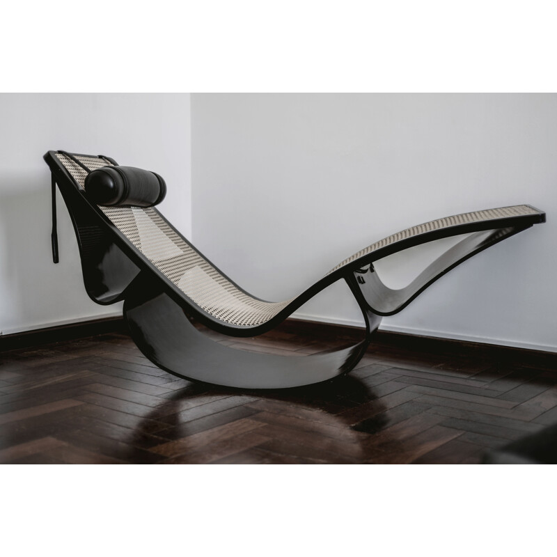  Vintage daybed Rio, by Oscar Niemeyer, 1970s