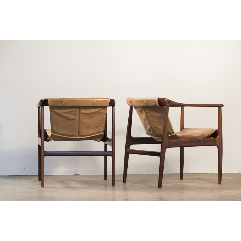 Pair of vintage brazilian armchairs in rosewood and beige leather 1950