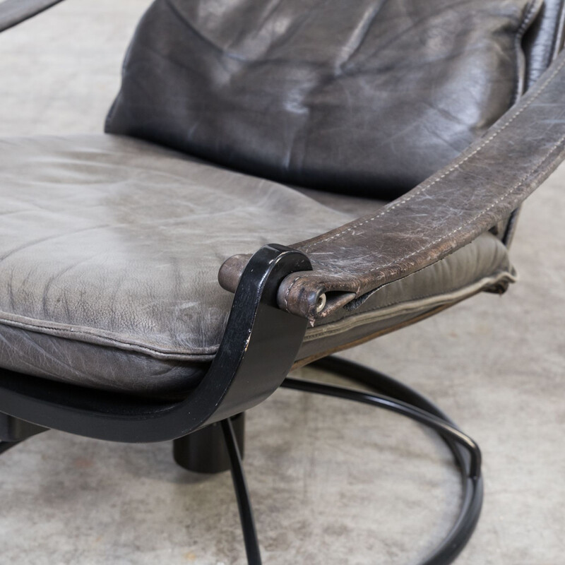 Vintatge swivel armchair for Nelo in leather and metal 1970