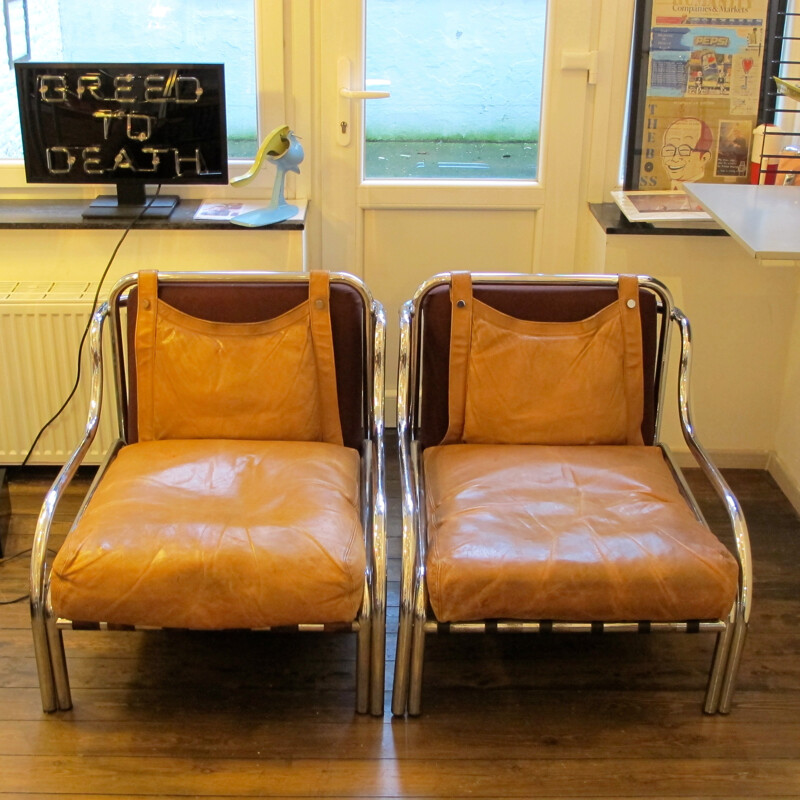 Paire de fauteuils Stringa en cuir et chrome, Gae AULENTI - 1970