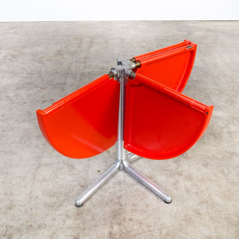 Vintage Plana table for Castelli in red plastic and aluminium 1970
