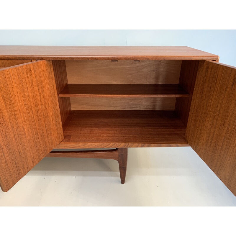 Vintage sideboard in teak by V.Wilkins for G-Plan