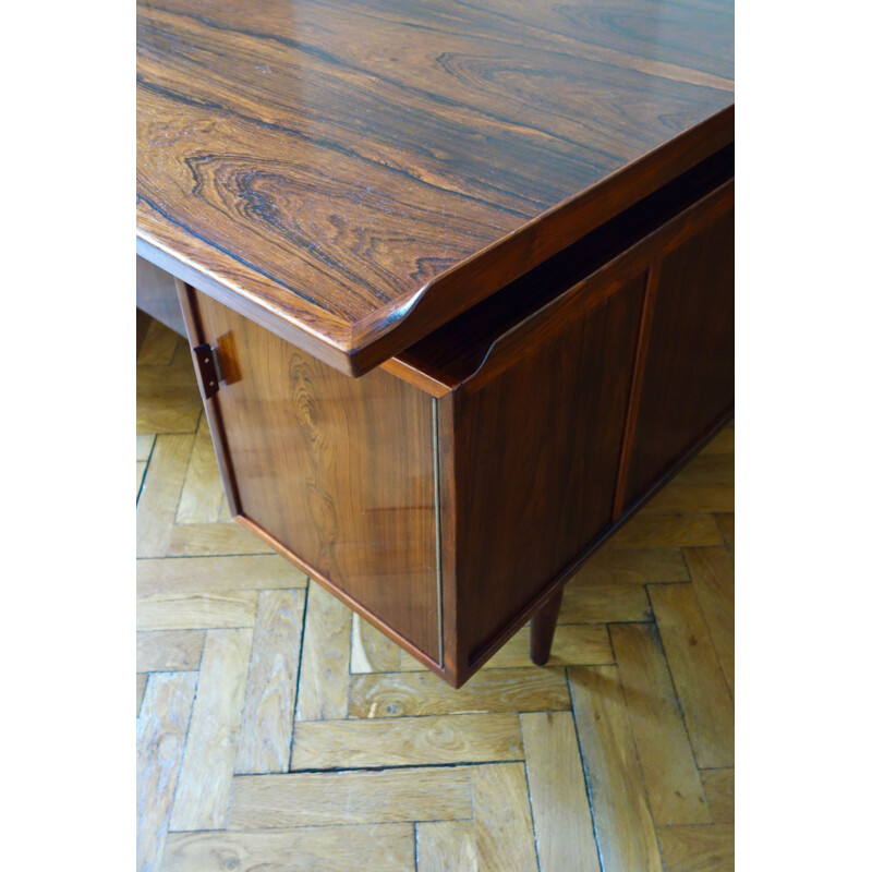 Vintage desk in rosewood by Arne Vodder for Sibast 1965