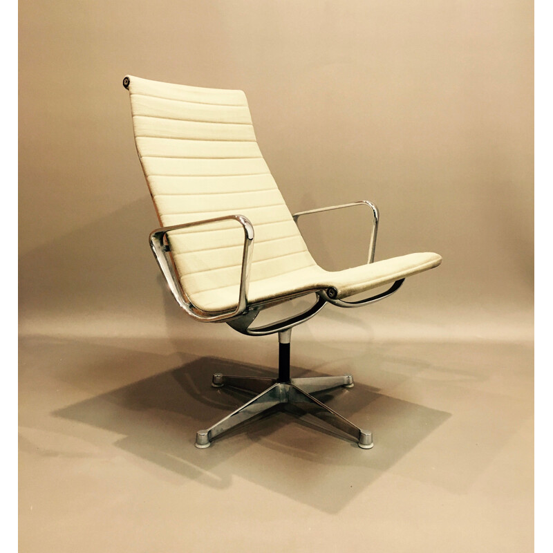 Vintage armchair by Charles and Ray Eames EA116, 1970