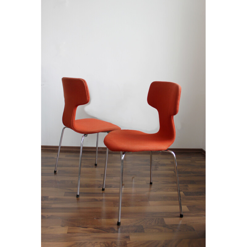 Set of 2 vintage T-chairs for Hansen in orange fabric and plywood