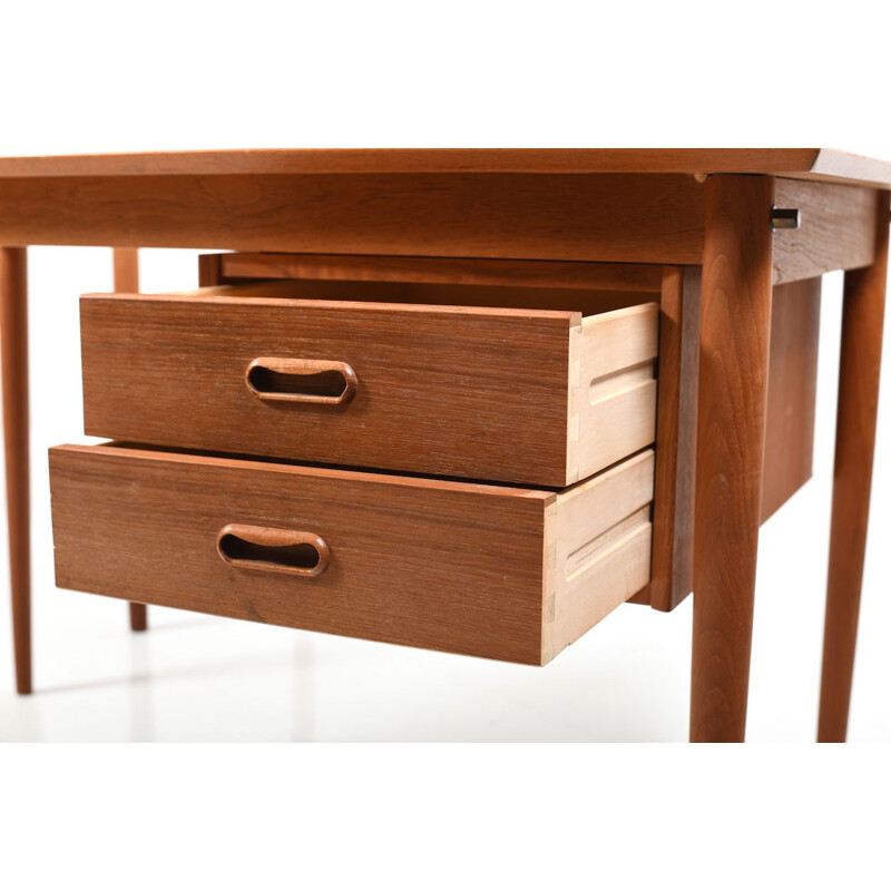 Pair of vintage desks for H.Sigh & Son Spøttrup in teakwood 1960