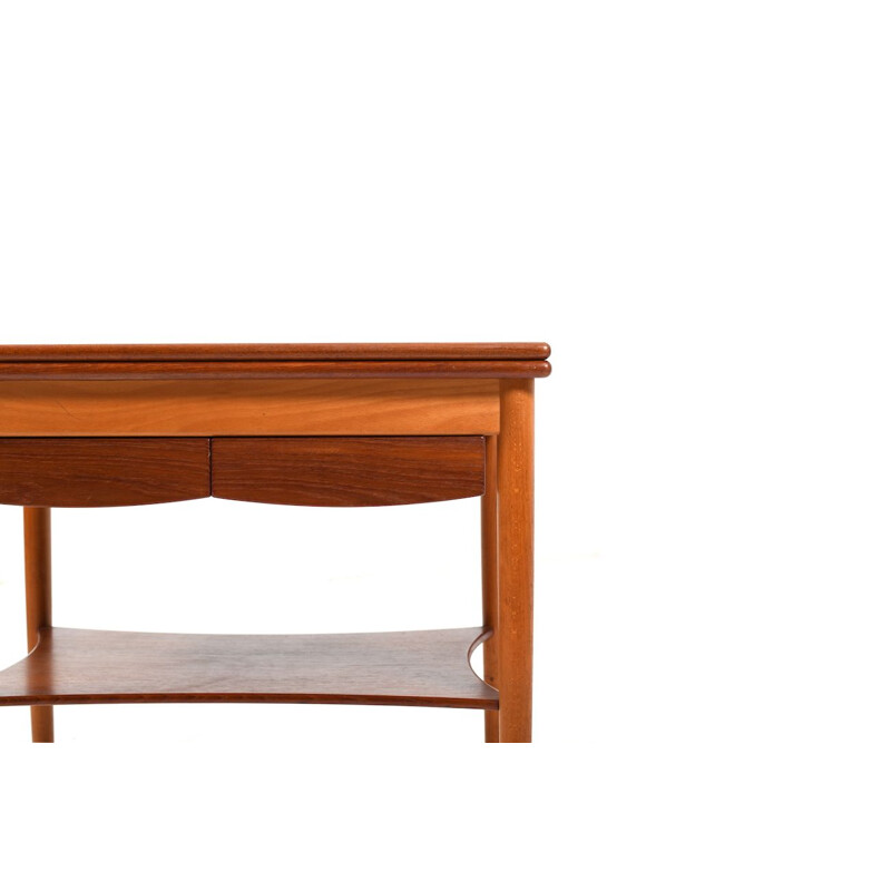 Vintage Børge Mogensen model 149 table in teak and beech wood