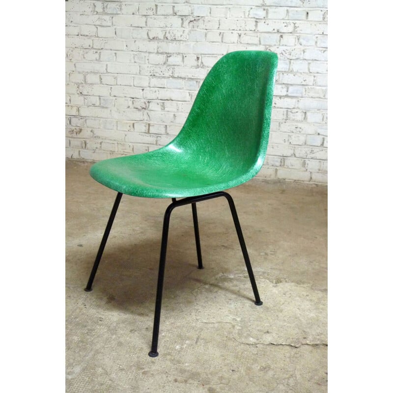 DSX green Herman Miller fiberglass chair, Charles & Ray EAMES - 1960s