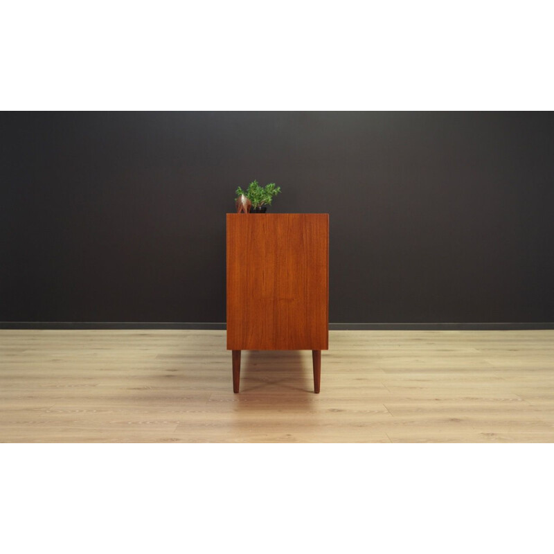 Vintage Danish design sideboard in teak