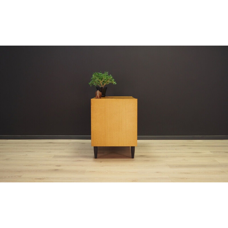 Vintage Danish design cabinet