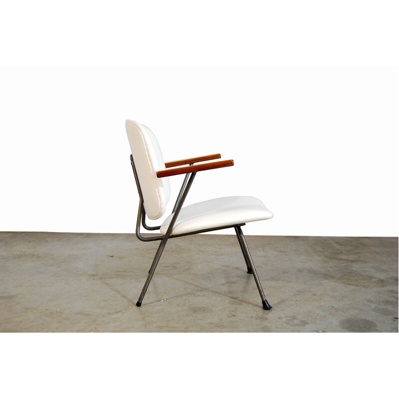 Vintage Industrial easy chair by Willem Hendrik Gispen for Kembo