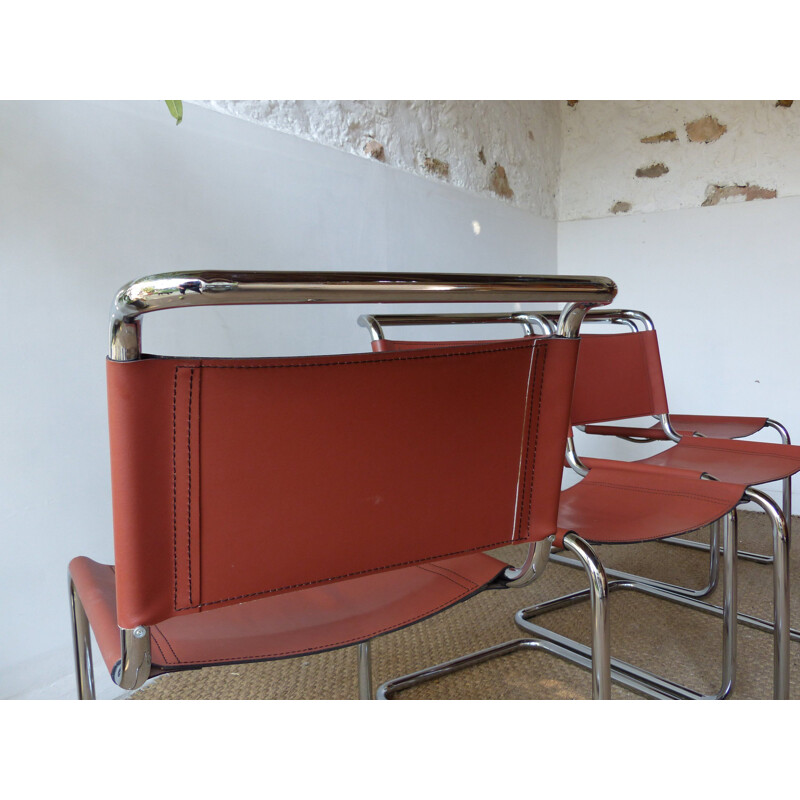 Suite de 4 chaises vintage par Marcel Breuer en cuir modèle B33 année 70