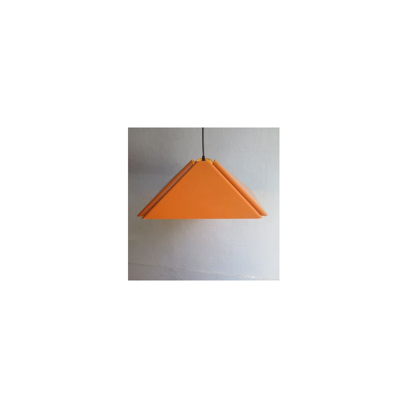 Yellow mustard pendant lamp in metal