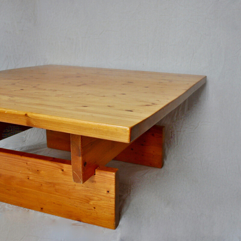 Modernist coffee table in pinewood by Roland Wilhelmsson